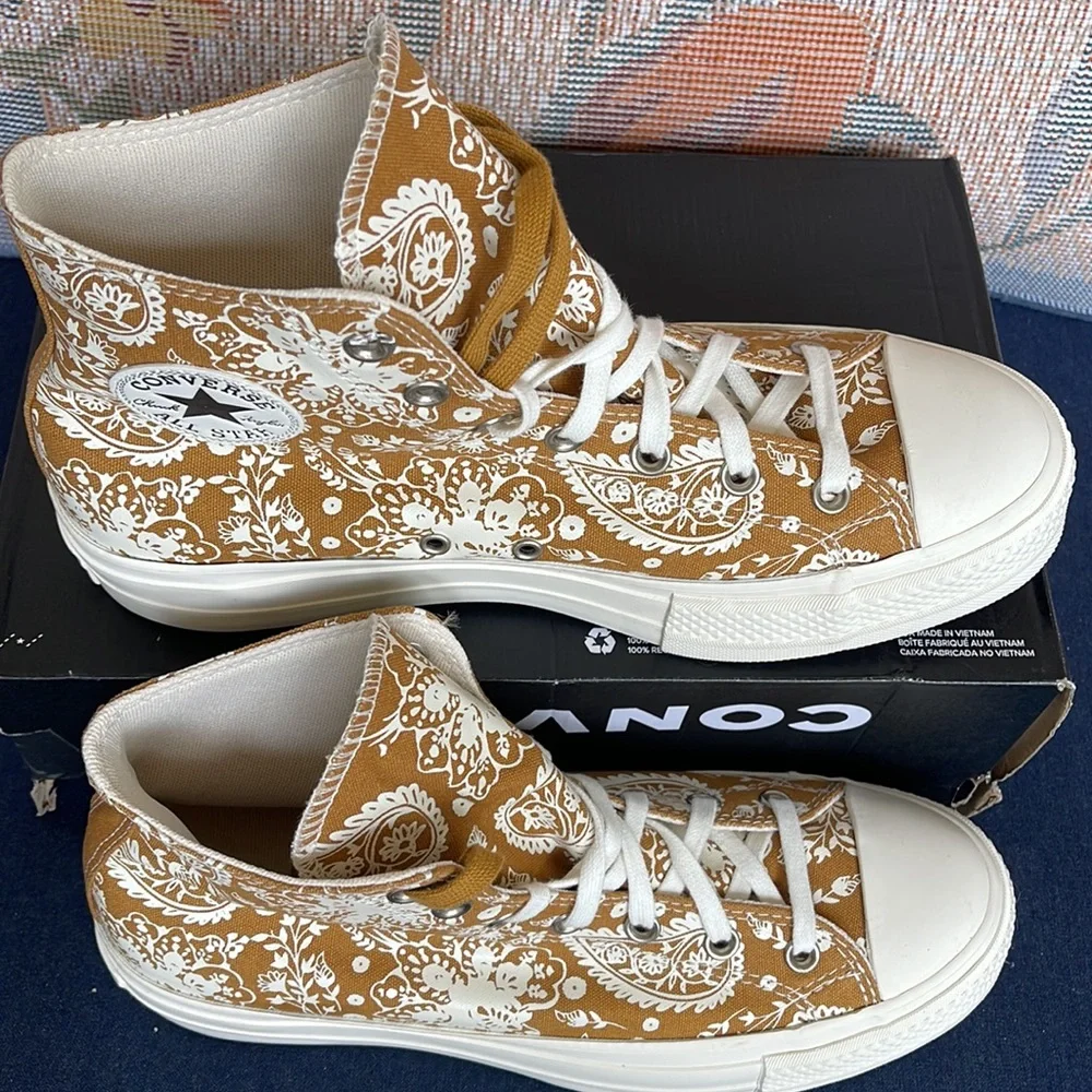 platforms athletic